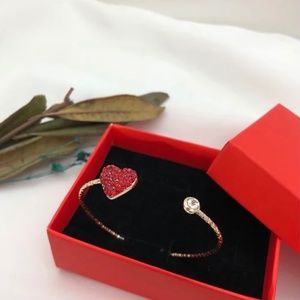 Stainless steel minimalist hearth shape valentines day gift bangle bracelet